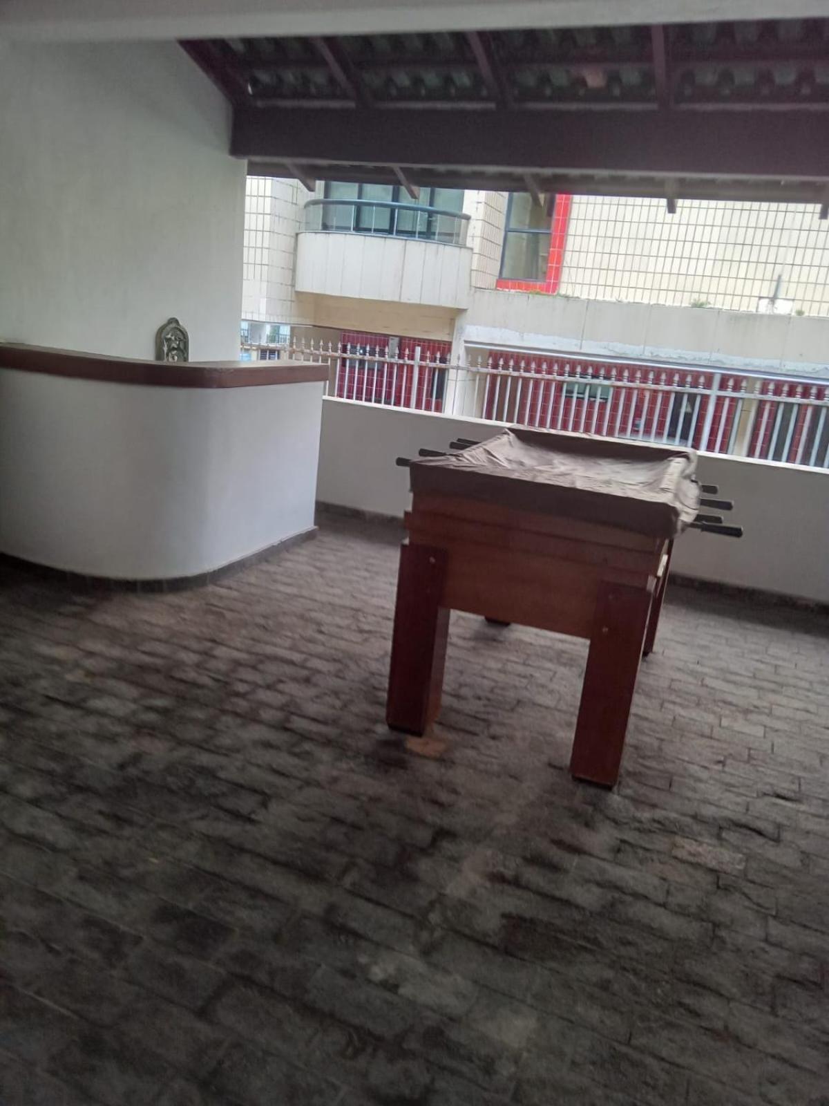 Poucos Passos Da Praia Da Enseada, Melhor Praia Do Guaruja E Ao Lado De Varios Estabelecimentos, Podendo Fazer Tudo A Pe ! Εξωτερικό φωτογραφία